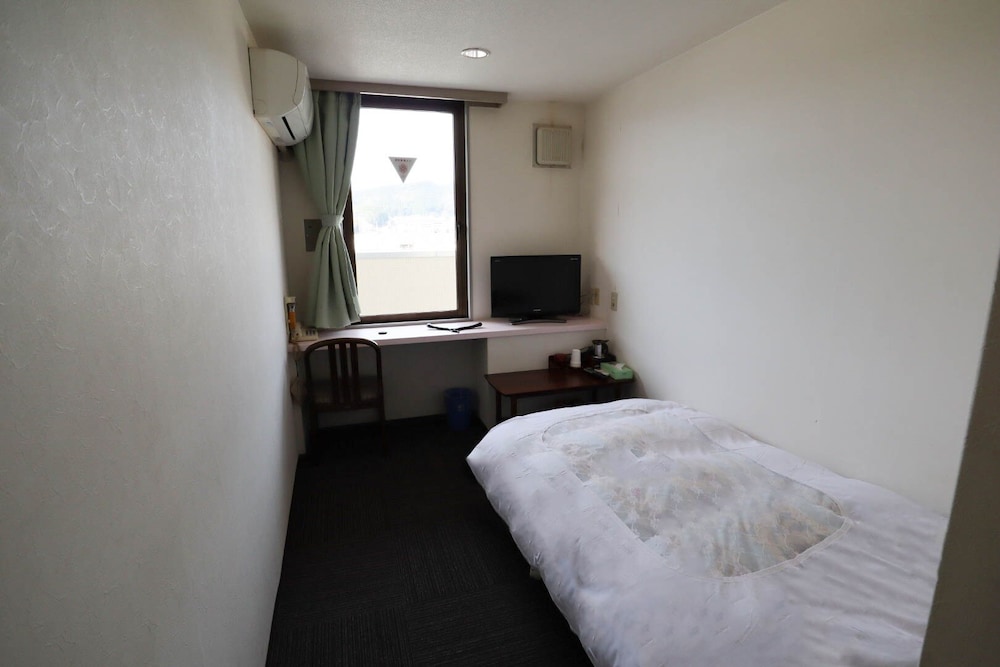 BUSINESS HOTEL KAMEYA 和歌山