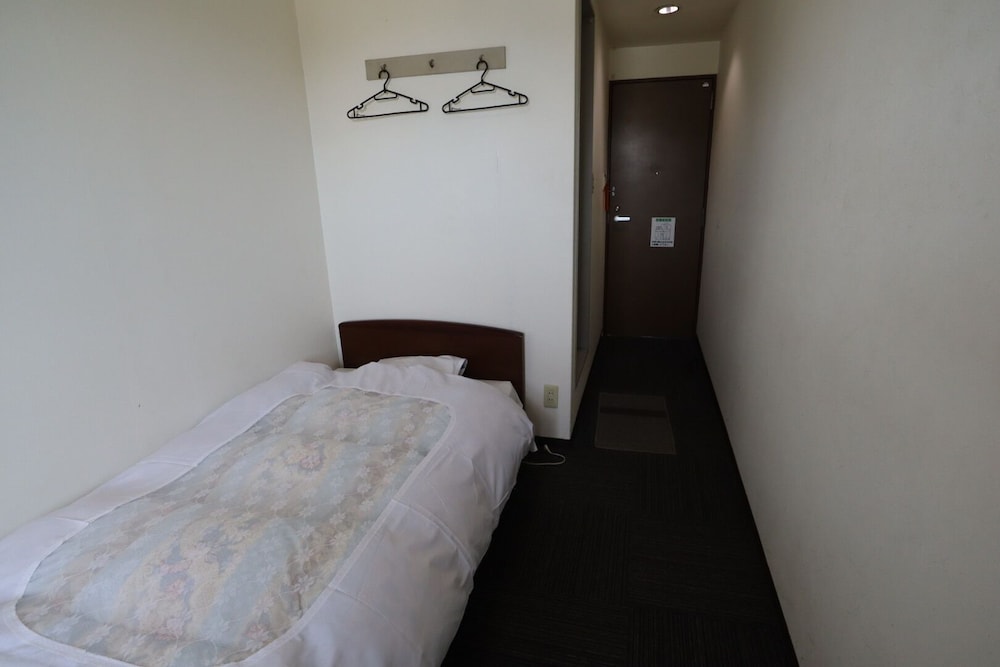 BUSINESS HOTEL KAMEYA 和歌山