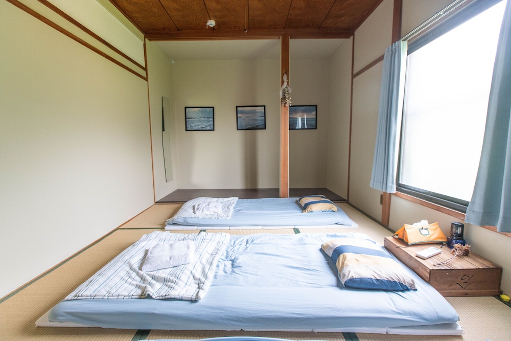 CAFE AND GUESTHOUSE 楓荘 和歌山