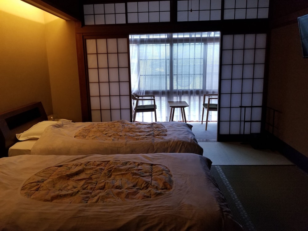 月本屋旅館 但馬