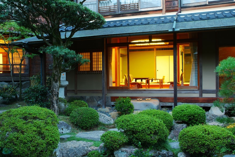 城崎温泉 西村屋本館 但馬