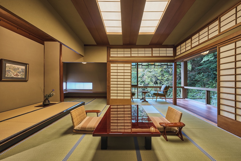 城崎温泉 西村屋本館 但馬
