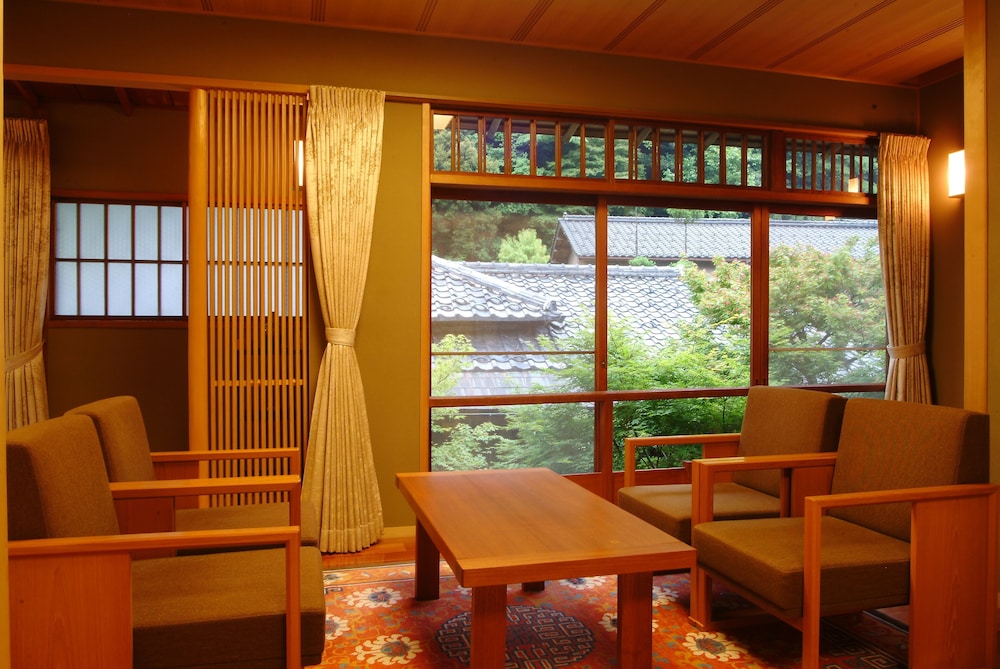 城崎温泉 西村屋本館 但馬