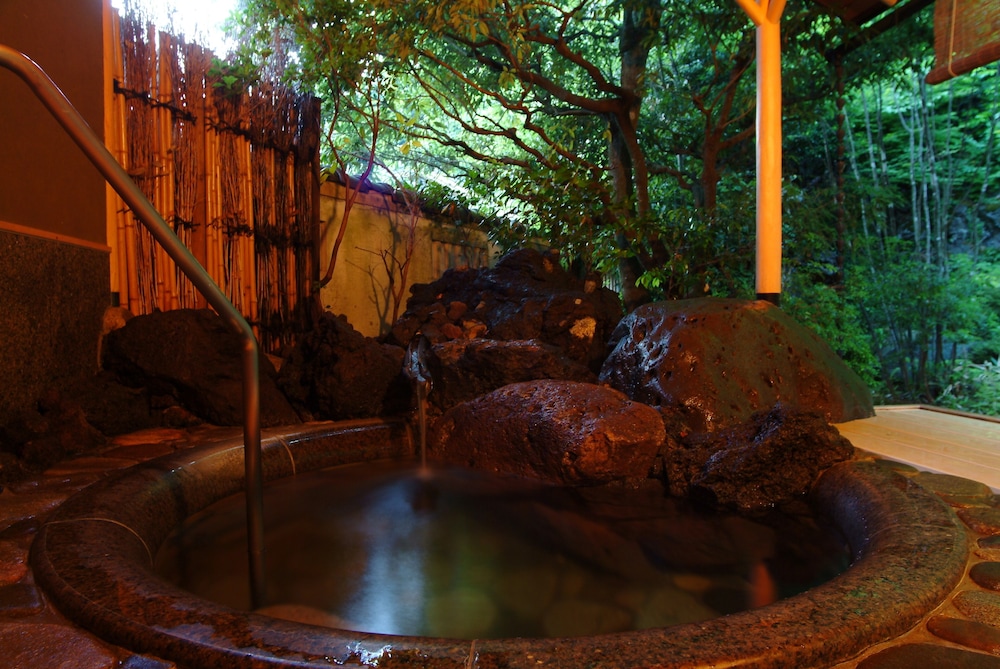 城崎温泉 西村屋本館 但馬