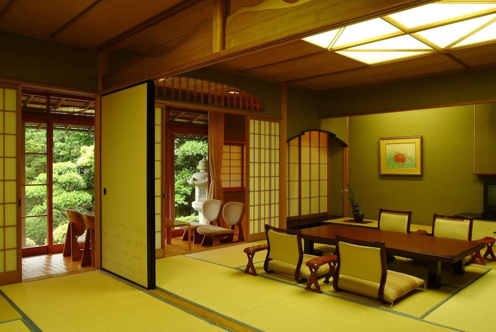 城崎温泉 西村屋本館 但馬