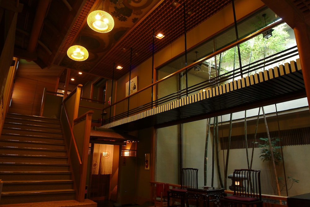 城崎温泉 西村屋本館 但馬