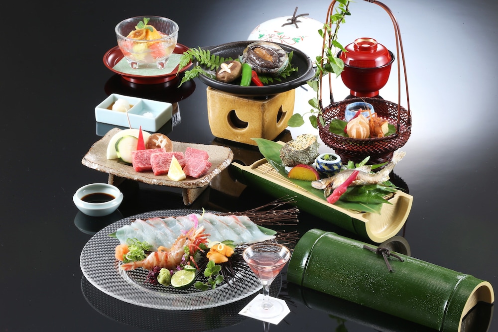 西村屋ホテル招月庭 但馬