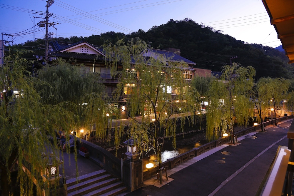 城の崎　山本屋 但馬