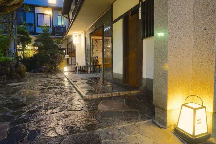 HAYAKAWA ECONOMY INN 但馬