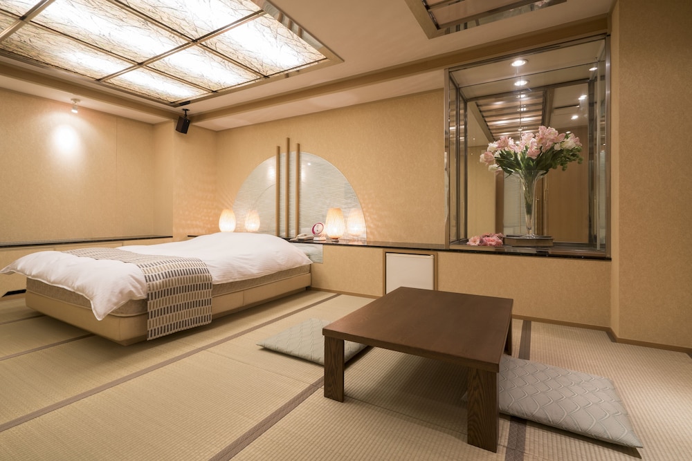 ホテル カサブランカ (大人専用) 但馬
