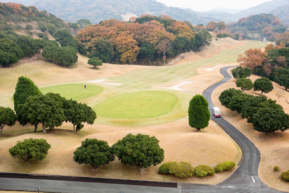 スプリングゴルフ & アートリゾート淡路 但馬