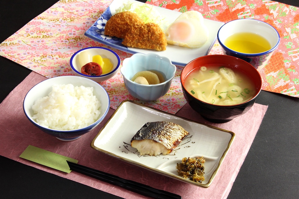 かどや新館 但馬