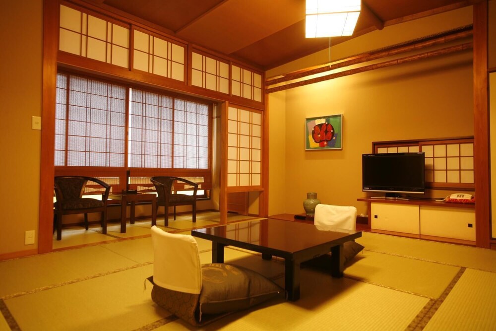 ぎゃらりーの宿 つばきの旅館 但馬