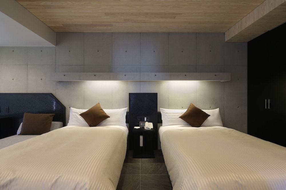THE HOTEL YAKUSHIMA 屋久島