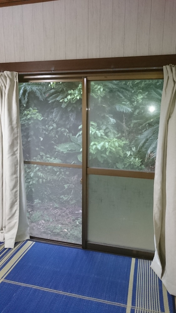 手広 BEACHBACKPACKERS 屋久島