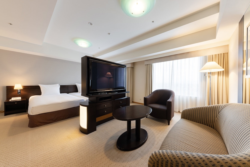 ANA クラウンプラザホテル富山 IHG ホテル 富山