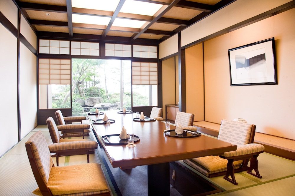 ANA クラウンプラザホテル富山 IHG ホテル 富山