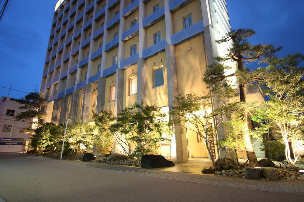 魚津マンテンホテル駅前 富山