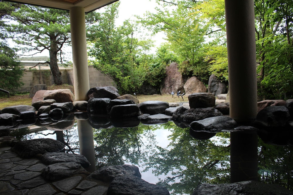 里山オーベルジュ & 温泉ウェルネススパ 桜ヶ池クアガーデン 富山