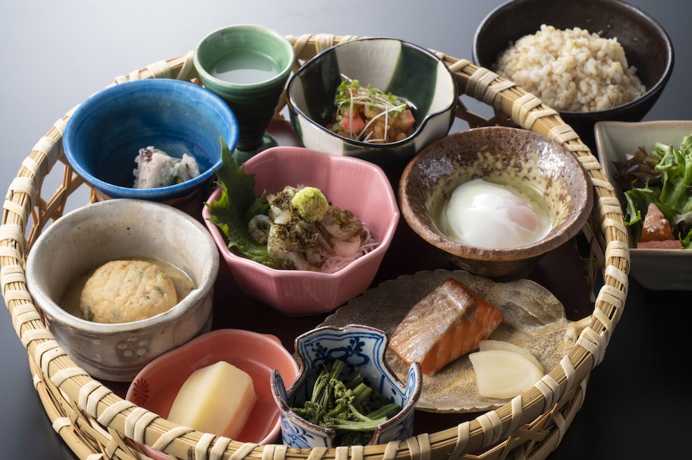 里山オーベルジュ & 温泉ウェルネススパ 桜ヶ池クアガーデン 富山