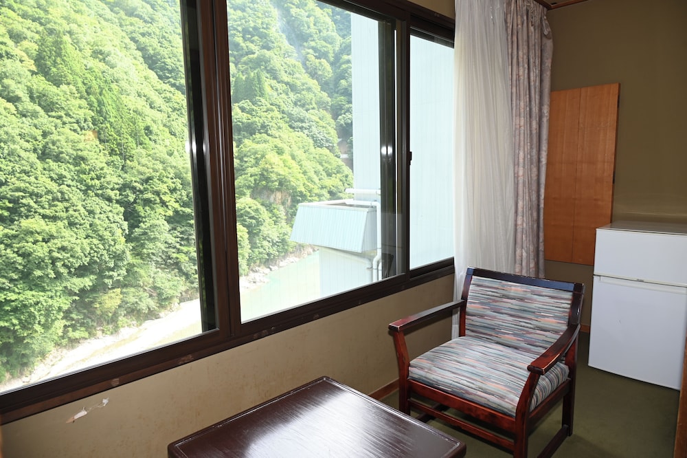 延対寺荘 富山