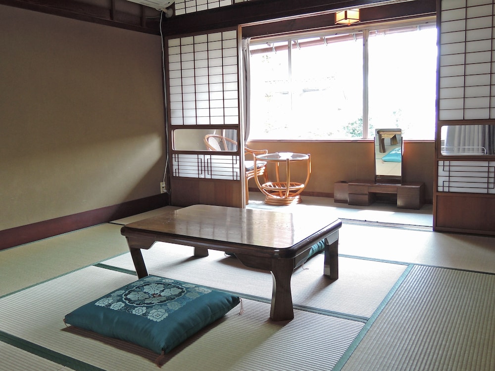 角久旅館 富山