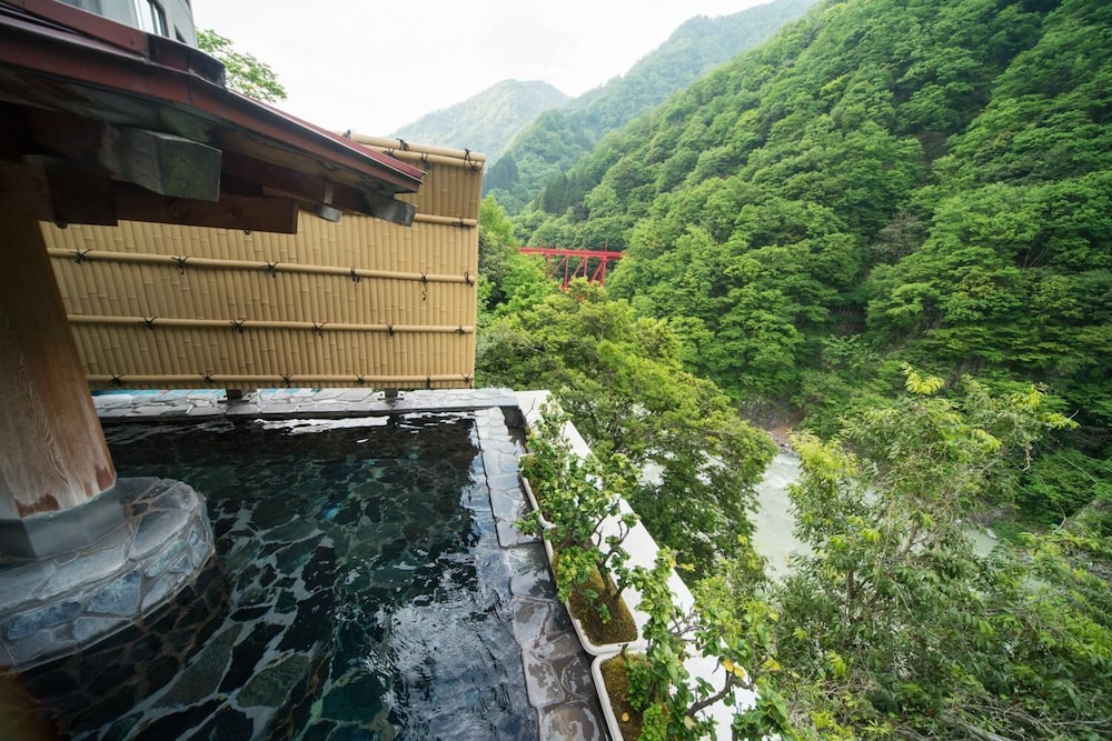 ホテル黒部 富山