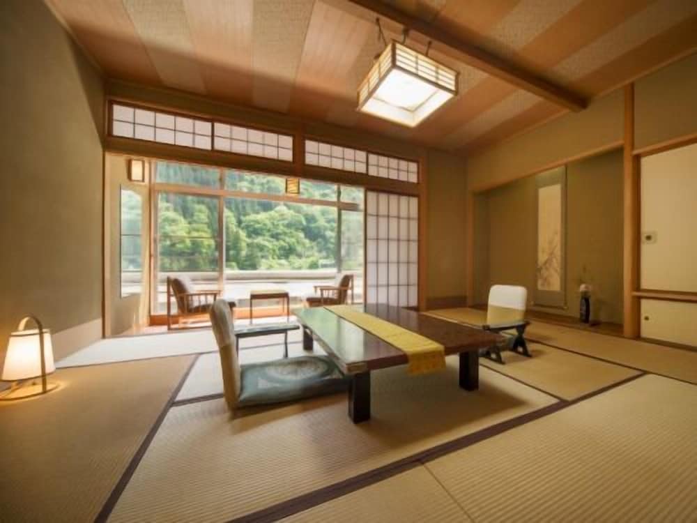 ホテル黒部 富山
