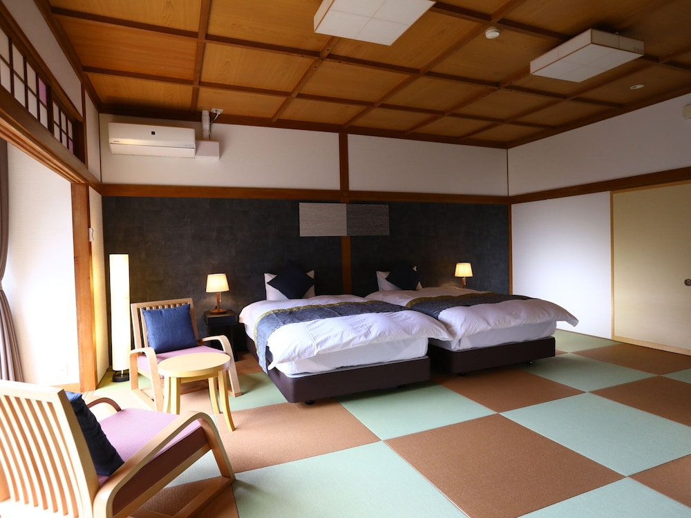 氷見温泉郷 くつろぎの宿 うみあかり 富山