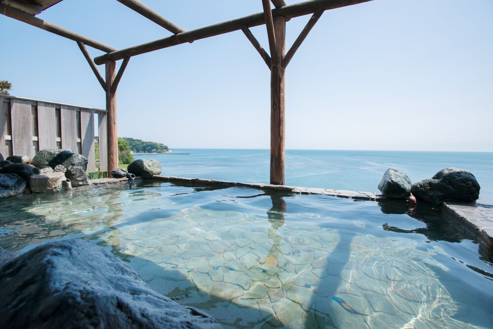 氷見温泉郷 くつろぎの宿 うみあかり 富山