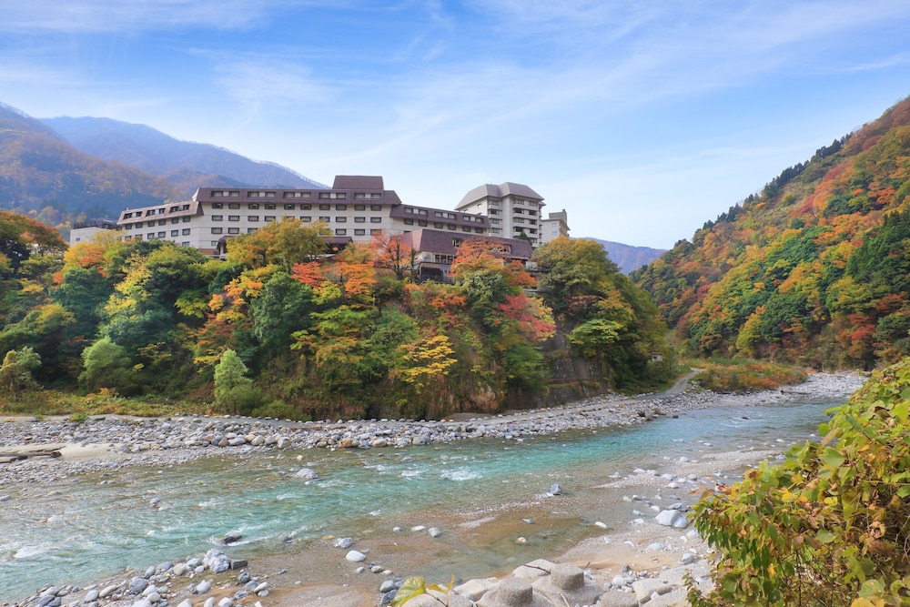 黒部・宇奈月温泉 やまのは 富山