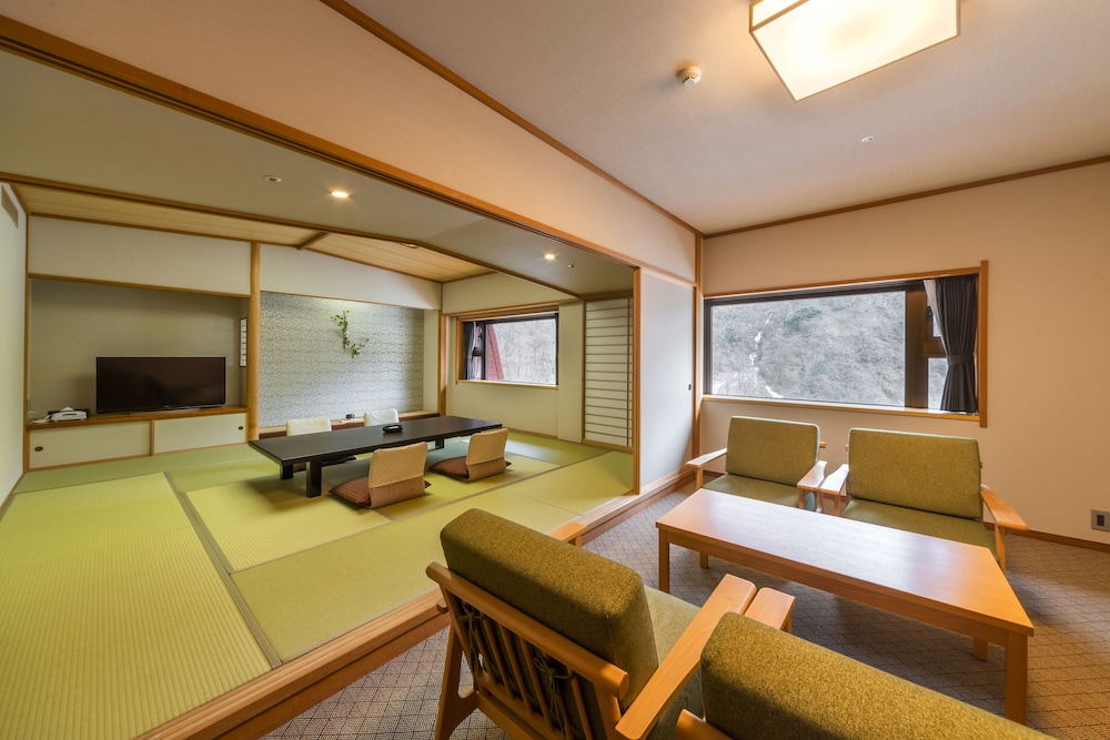 黒部・宇奈月温泉 やまのは 富山