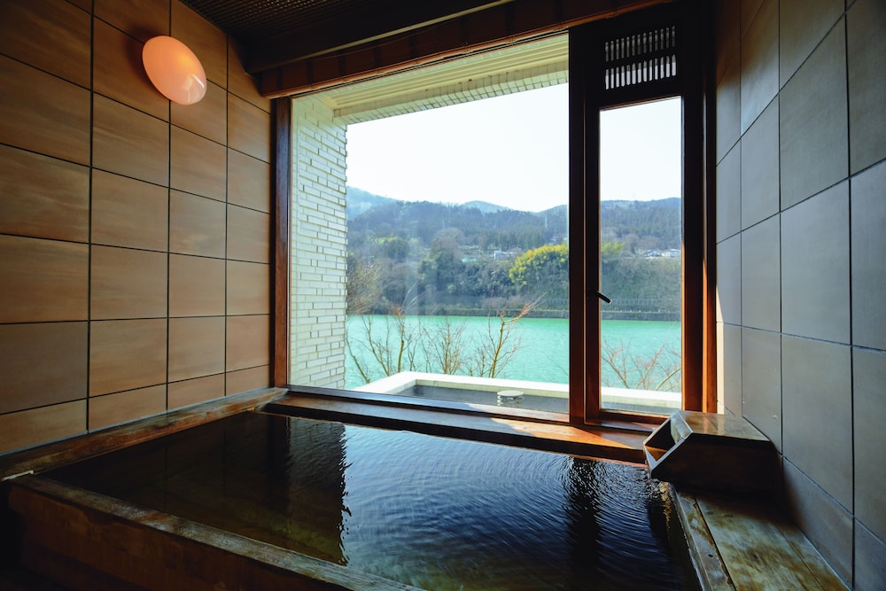 リバーリトリート雅樂倶 富山