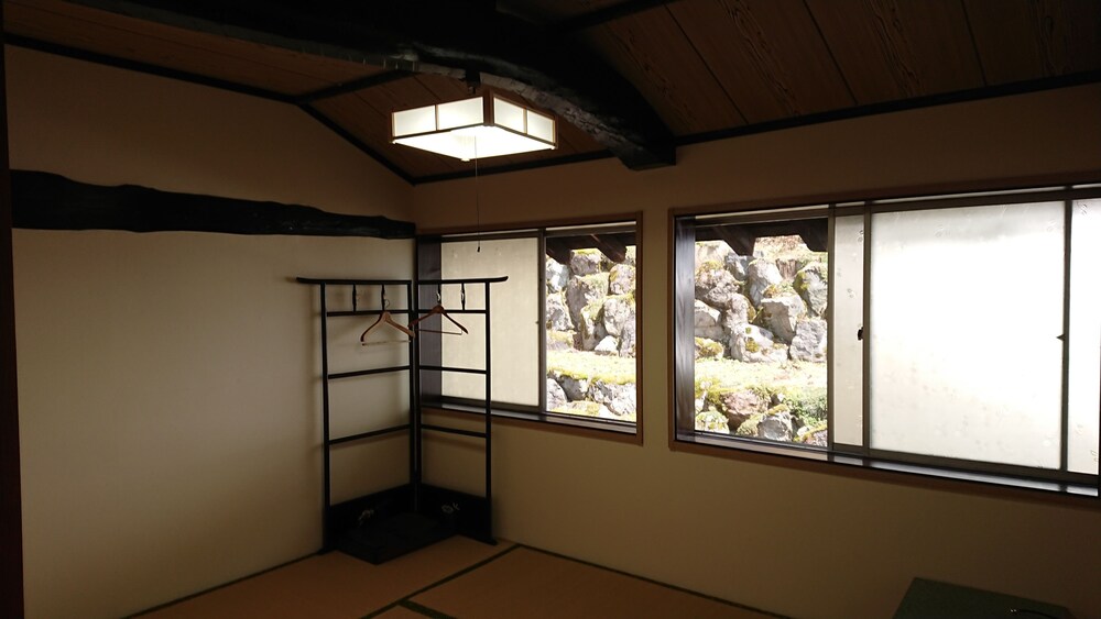 中の屋 富山