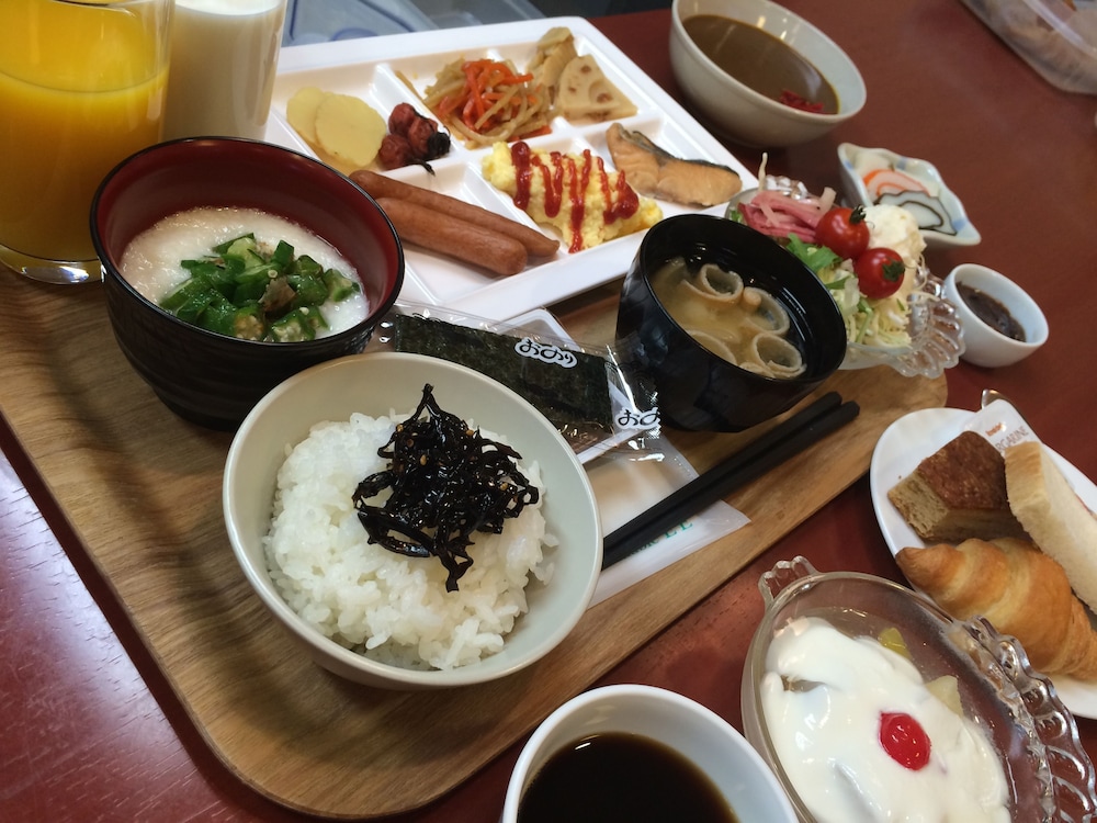 ホテルクラウンヒルズ高岡 富山
