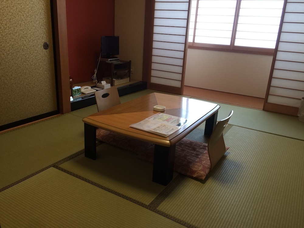 ホテルクラウンヒルズ高岡 富山