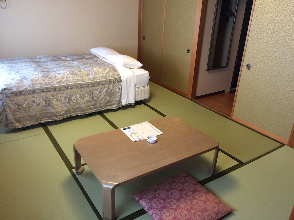 ホテルクラウンヒルズ高岡 富山