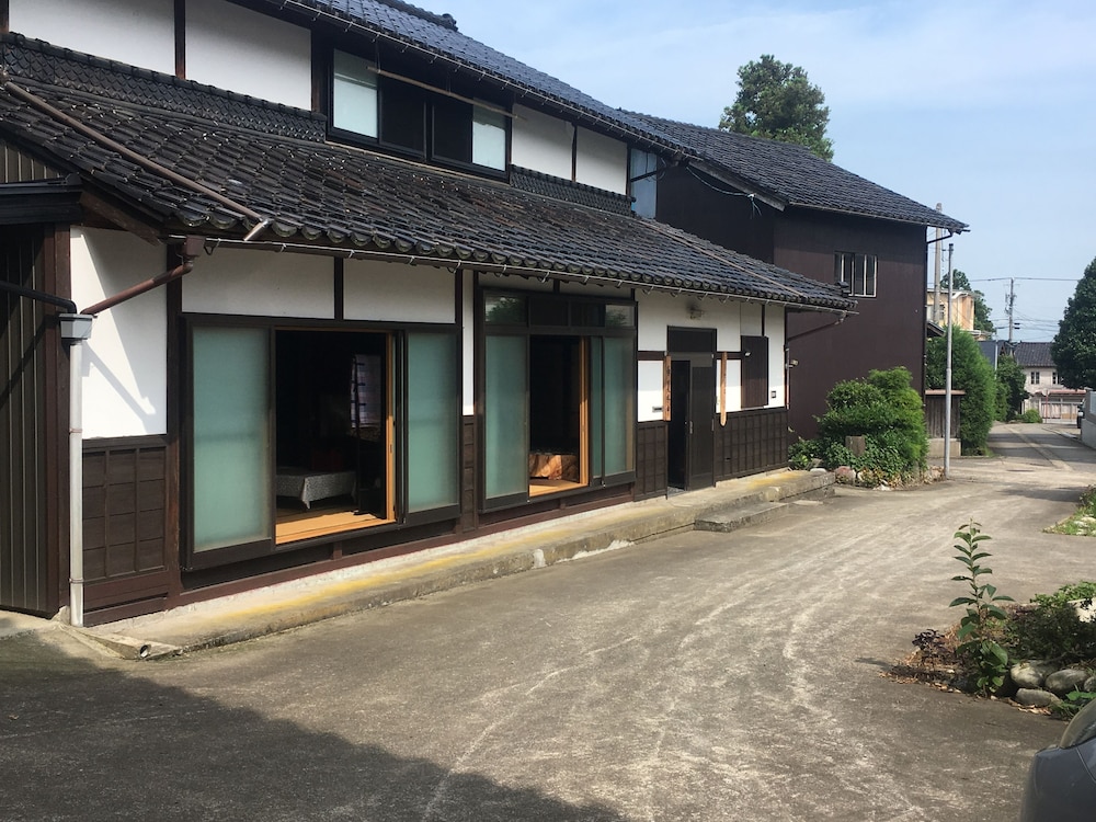 古民家ゲストハウス すどまりとなみ 富山