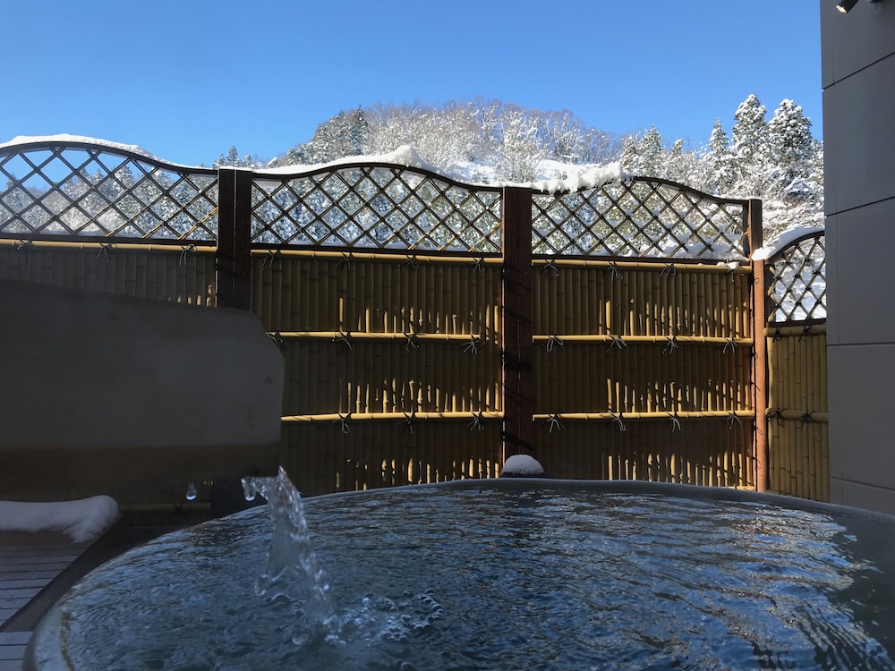 北山鉱泉　元祖仁右衛門家 富山