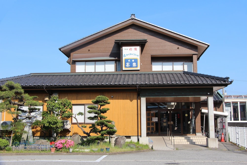 辻わくわくランド 民宿 茶弥 富山