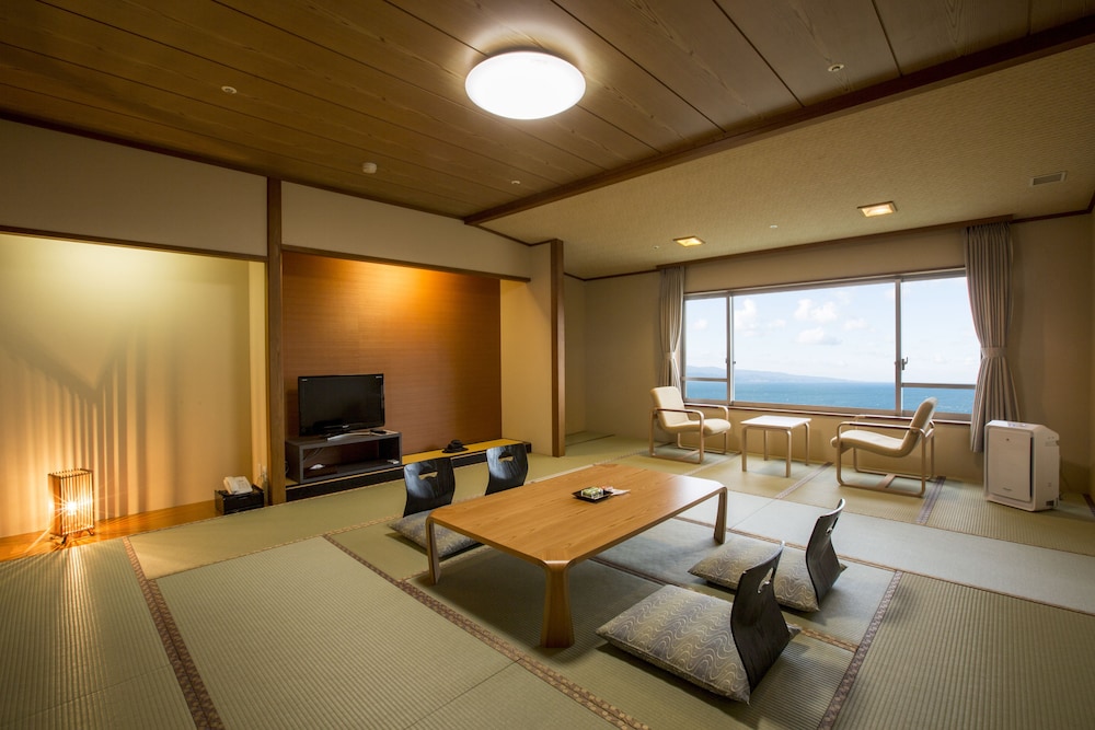 雨晴温泉 磯はなび 富山