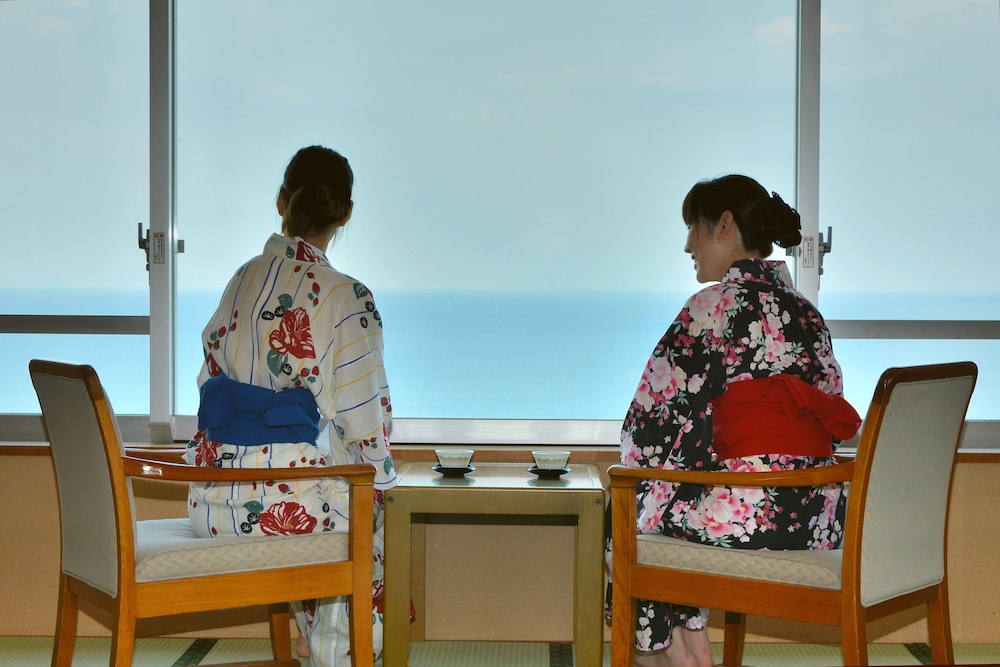 雨晴温泉 磯はなび 富山
