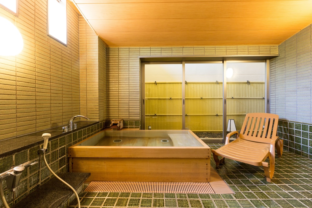 雨晴温泉 磯はなび 富山