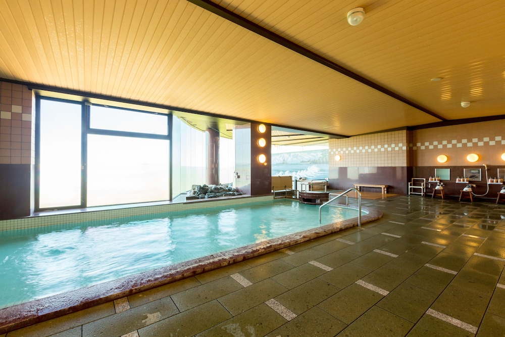 雨晴温泉 磯はなび 富山