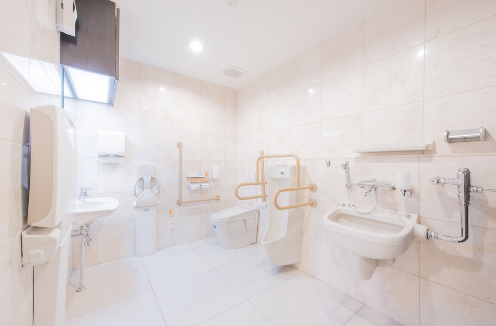 東横 INN 富山駅新幹線口 2 富山