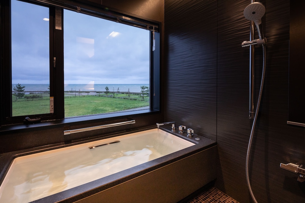 移り住みたくなる宿 イミグレ 富山