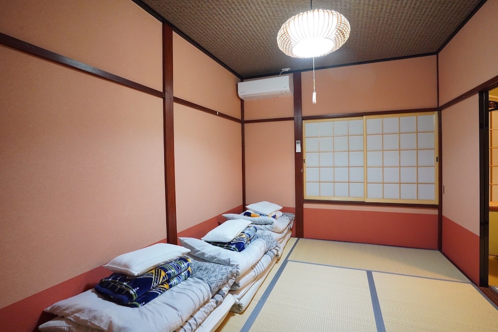 RELAXING HOUSE DE AKEMI (あけみの和みを感じる日本伝統家屋) 富山