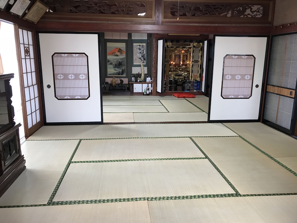 RELAXING HOUSE DE AKEMI (あけみの和みを感じる日本伝統家屋) 富山