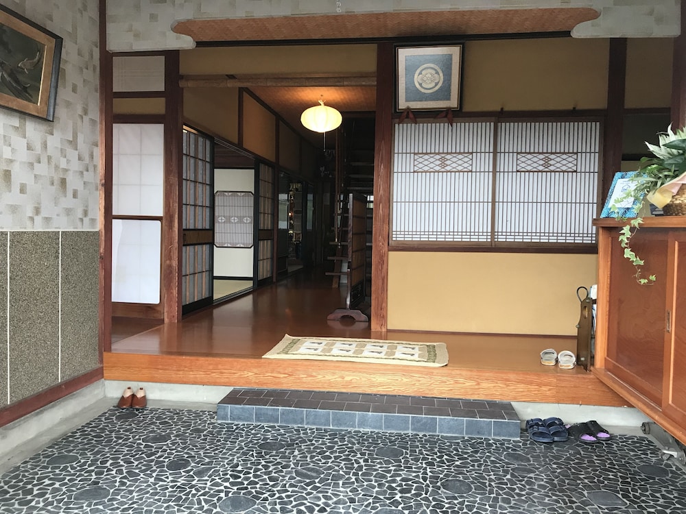 RELAXING HOUSE DE AKEMI (あけみの和みを感じる日本伝統家屋) 富山