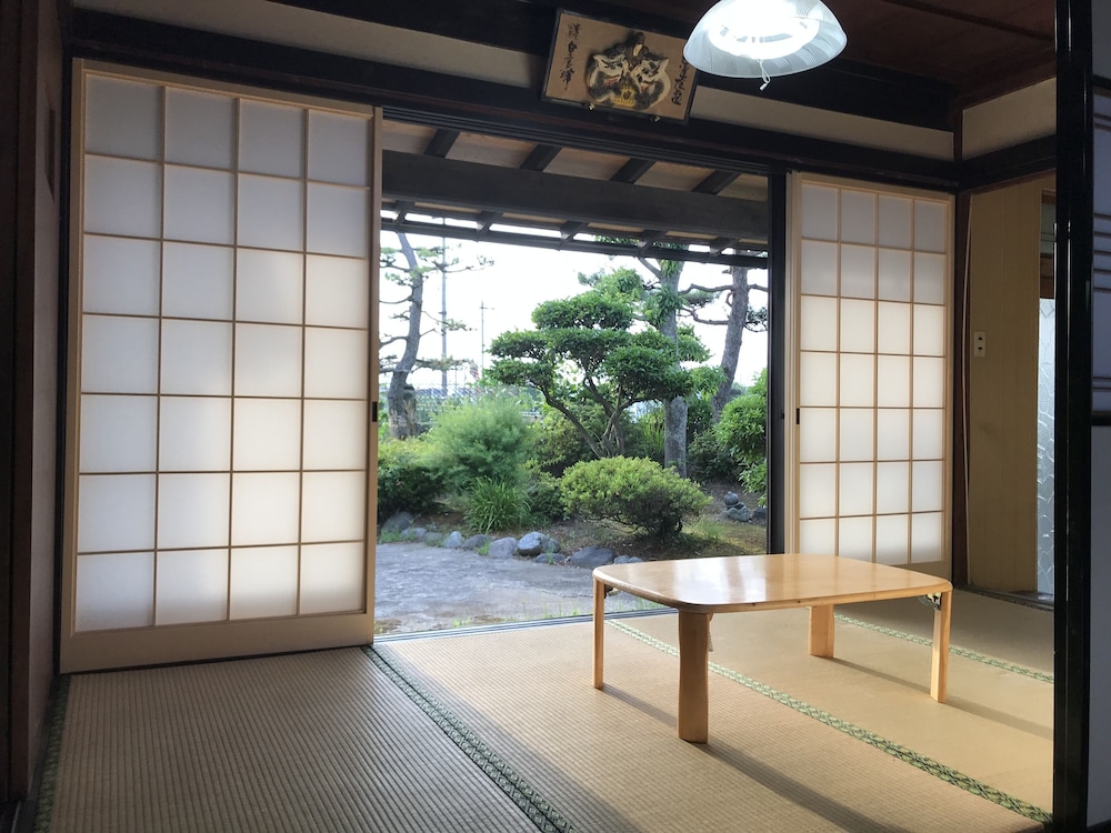 RELAXING HOUSE DE AKEMI (あけみの和みを感じる日本伝統家屋) 富山